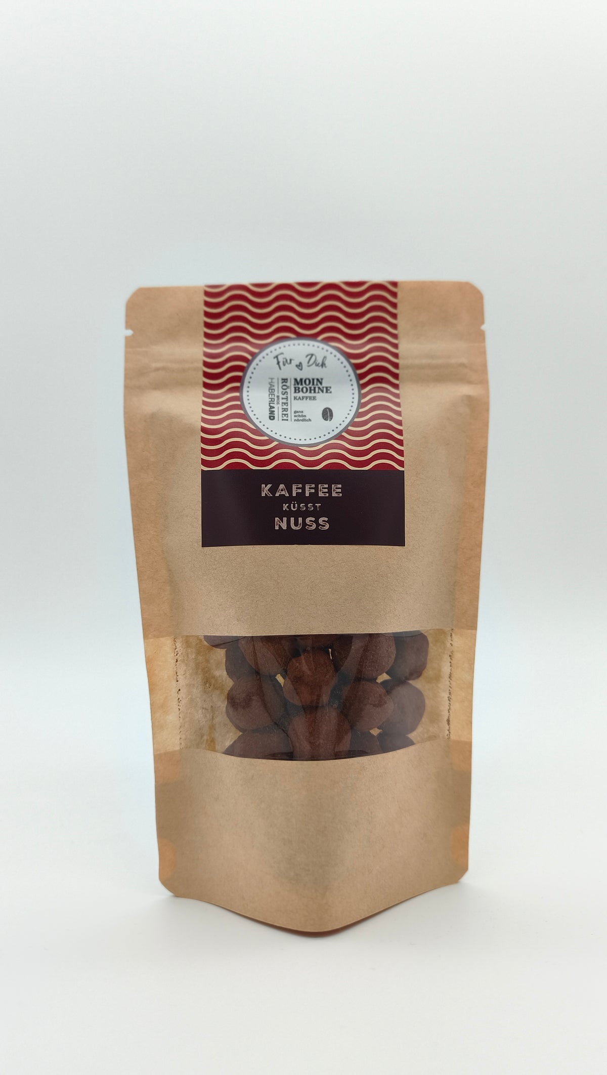 Kaffee küsst Nuss. Purer Genuss.